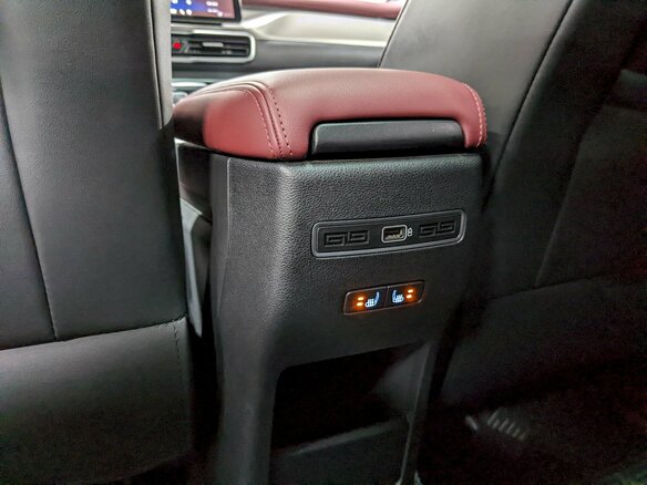 2024 Geely Coolray I, серый, 1890000 рублей - вид 15