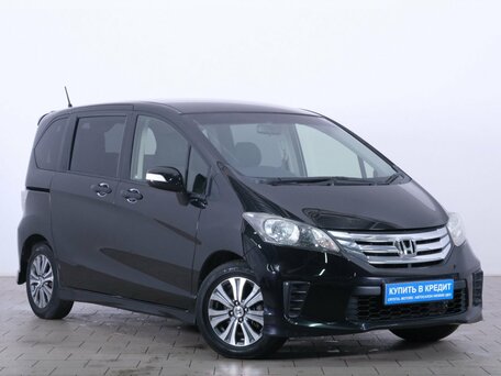 Honda Freed I Рестайлинг