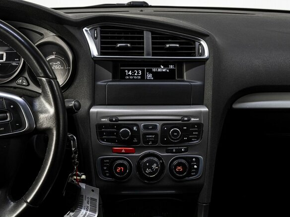 2017 Citroen C4 II Рестайлинг, чёрный, 989000 рублей - вид 17