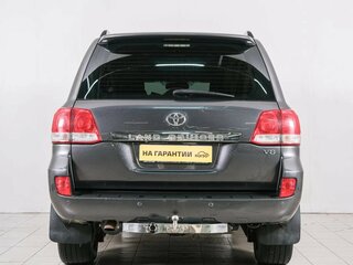 2011 Toyota Land Cruiser 200 Series, серый, 3149000 рублей, вид 5