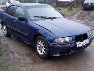 1992 BMW 3 серии 318i III (E36), синий, 135000 рублей, вид 5