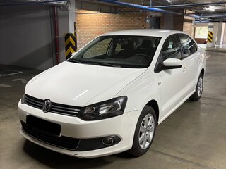 2011 Volkswagen Polo V, белый, 820000 рублей, вид 2