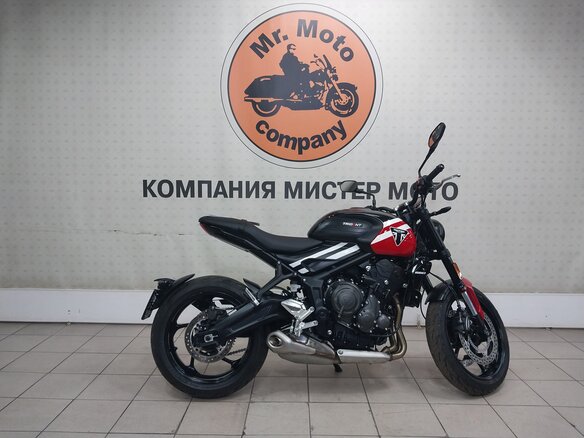 2026 Triumph Trident 660, чёрный, 1098000 рублей
