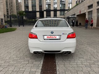 2008 BMW M5 IV (E60/E61), белый, 8500000 рублей, вид 5