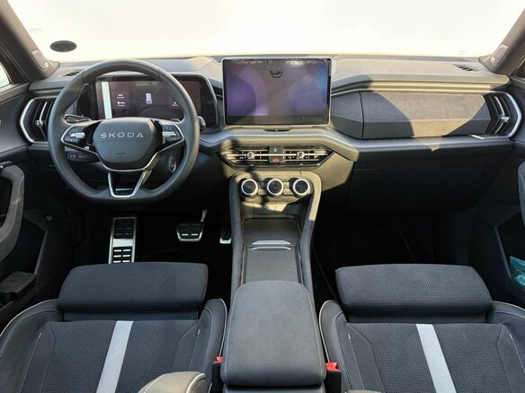 2025 Skoda Kodiaq II, золотистый - вид 20