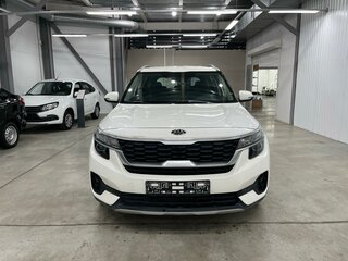 2020 Kia Seltos I, белый, 2820000 рублей, вид 2