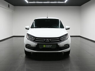 2025 Lada (ВАЗ) Granta I Рестайлинг, белый, 945000 рублей, вид 3