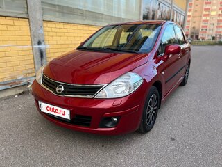 2012 Nissan Tiida I Рестайлинг, красный, 930000 рублей, вид 1
