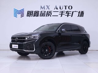 2025 Volkswagen Touareg III Рестайлинг, чёрный, 7180000 рублей, вид 2