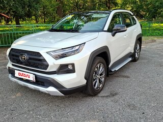 2023 Toyota RAV4 V (XA50), белый, 4350000 рублей, вид 2