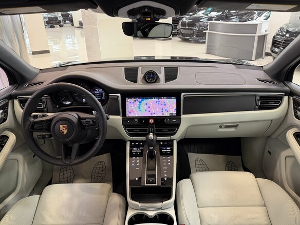 2025 Porsche Macan I Рестайлинг 2, чёрный, 11495000 рублей - вид 7