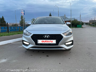 2018 Hyundai Solaris II, серебристый, 1100000 рублей, вид 1