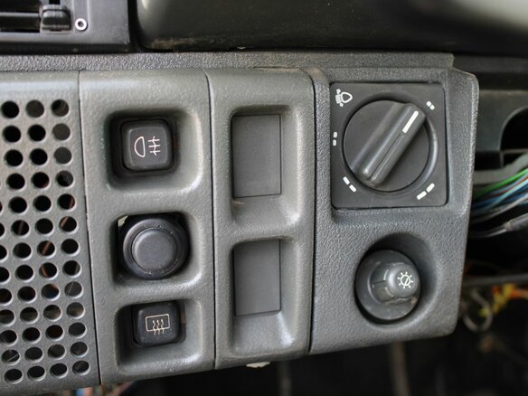 2003 Lada (ВАЗ) 21099, чёрный - вид 9