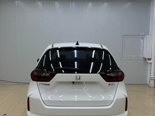 2023 Honda Fit Crosstar IV Рестайлинг, белый, 1030000 рублей, вид 5