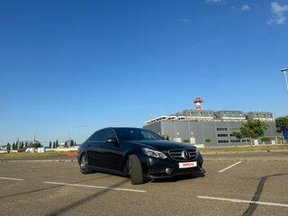 2014 Mercedes-Benz E-Класс 300 IV (W212, S212, C207) Рестайлинг, чёрный, 2800000 рублей, вид 1