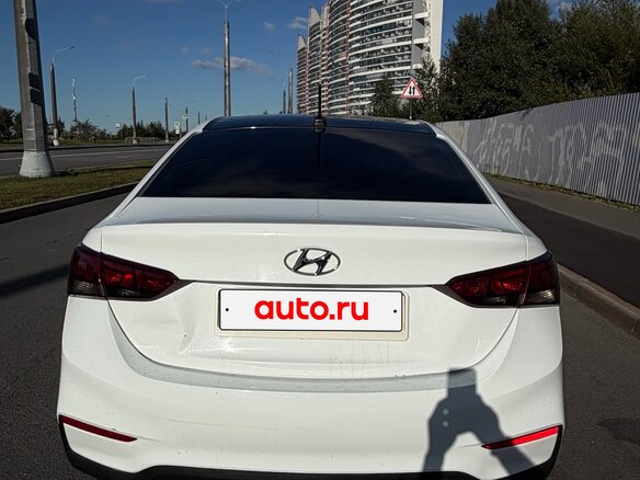 2018 Hyundai Solaris II, белый, 600000 рублей - вид 8