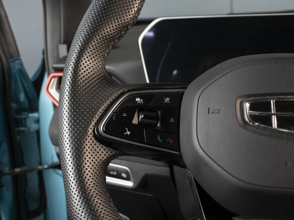 2023 Geely Coolray I Рестайлинг, синий, 2080000 рублей - вид 18
