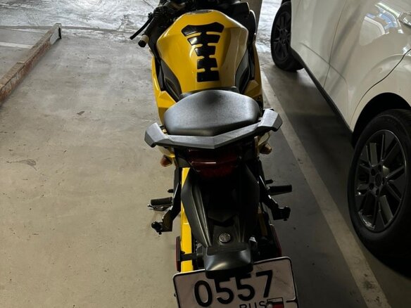 2009 Yamaha XJ6 (FZ6R), жёлтый, 400000 рублей - вид 2
