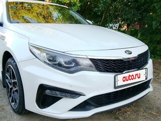2019 Kia Optima IV Рестайлинг, белый, 1950000 рублей, вид 2