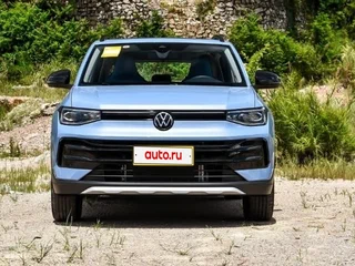 2025 Volkswagen Tharu 300 TSI I Рестайлинг, голубой, 2100000 рублей, вид 2