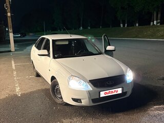 2010 Lada (ВАЗ) Priora I, белый, 330000 рублей, вид 1