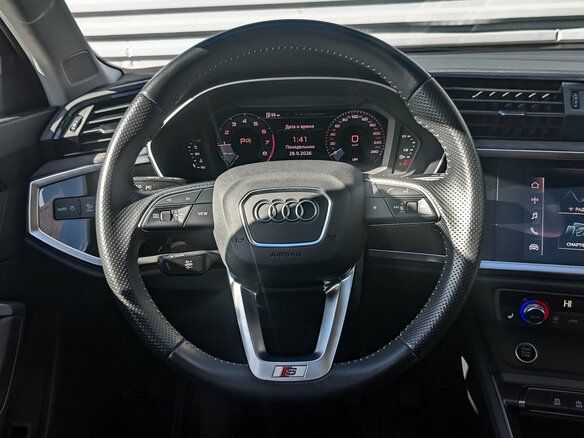 2021 Audi Q3 35 TFSI II (F3), белый - вид 22