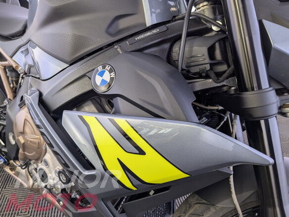 2024 BMW S 1000 R, серый - вид 12