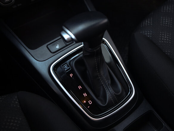 2020 Kia Rio IV, серый, 1399000 рублей - вид 20