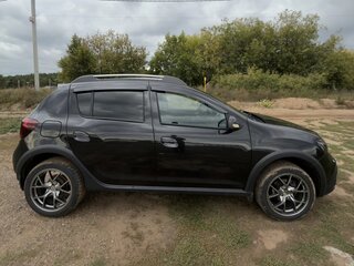 2020 Renault Sandero Stepway II Рестайлинг, чёрный, 1450000 рублей, вид 3