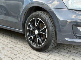 2014 Volkswagen Polo V, серый, 655000 рублей, вид 5