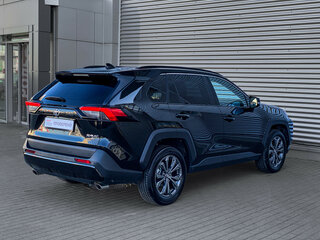 2025 Toyota RAV4 V (XA50), чёрный, 3800000 рублей, вид 5