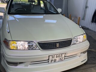 1996 Toyota Mark II VIII (X100), белый, 1100000 рублей, вид 2