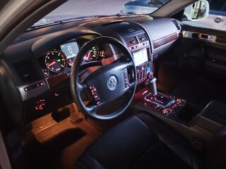 2008 Volkswagen Touareg I Рестайлинг, белый, 987000 рублей, вид 4
