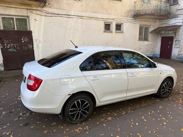 2015 Skoda Rapid I, белый - вид 4
