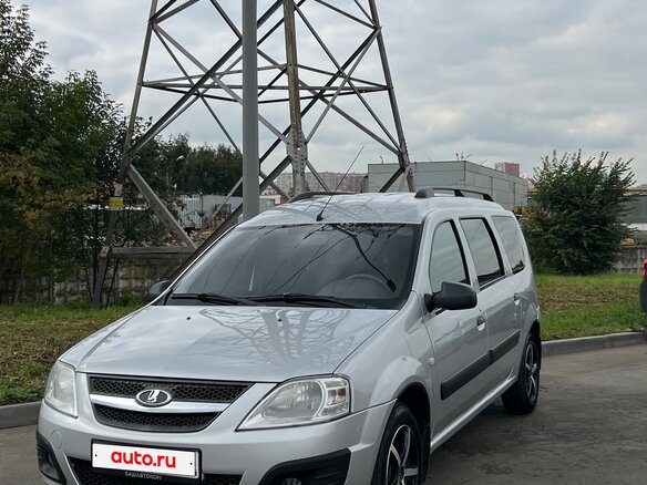 2016 Lada (ВАЗ) Largus I, серебристый, 660000 рублей