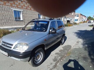 2007 Chevrolet Niva I, серебристый, 330000 рублей, вид 1