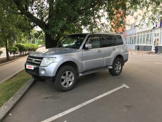 2008 Mitsubishi Pajero IV, серебристый, 1270000 рублей, вид 3