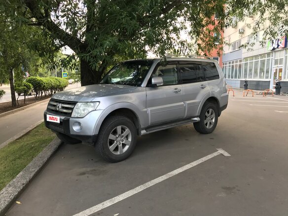 2008 Mitsubishi Pajero IV, серебристый, 1180000 рублей - вид 2
