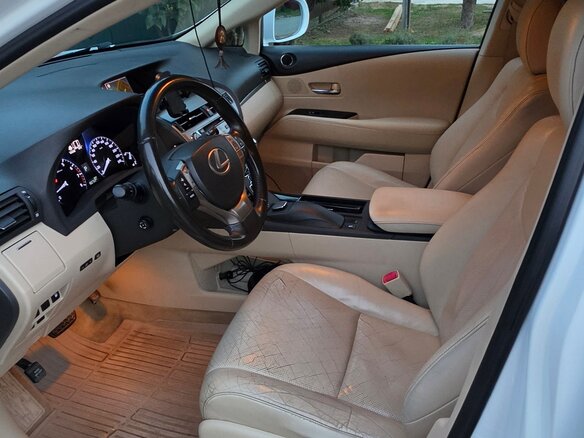 2013 Lexus RX 270 III Рестайлинг, белый, 2399000 рублей - вид 11