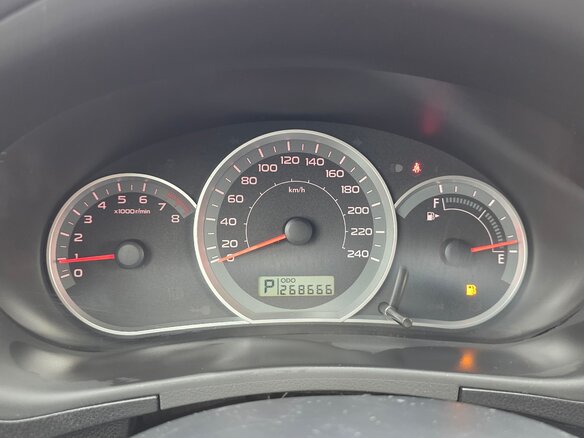 2008 Subaru Impreza III, серый, 550000 рублей - вид 5