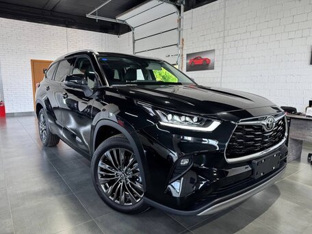 Toyota Highlander IV (XU70)