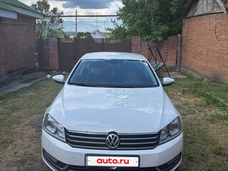 2012 Volkswagen Passat B7, белый, 800000 рублей, вид 2