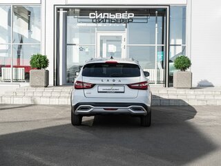 2024 Lada (ВАЗ) Vesta SW Cross I Рестайлинг (NG), белый, 1650000 рублей, вид 4