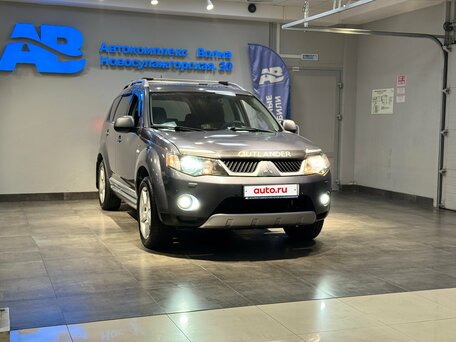 2008 Mitsubishi Outlander II, серый, 1095000 рублей, вид 3