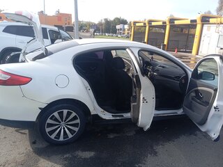 2012 Renault Fluence I, белый, 250000 рублей, вид 4