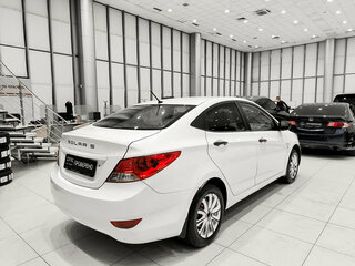 2013 Hyundai Solaris I, белый, 480000 рублей, вид 5