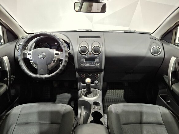 2013 Nissan Qashqai I Рестайлинг, серебристый, 1110000 рублей - вид 8