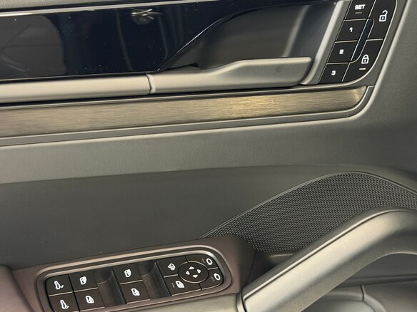 2026 Porsche Cayenne Coupé III Рестайлинг, чёрный, 17995000 рублей - вид 23