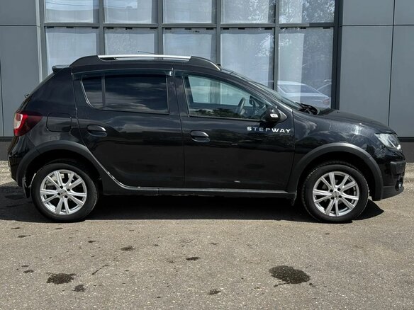 2018 Renault Sandero Stepway II, чёрный - вид 3