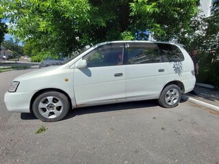 1999 Toyota Gaia, белый, 390000 рублей, вид 4